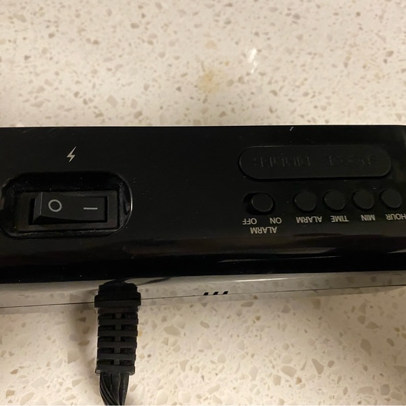 SHARP Digital Alarm Clock with USB 2 amp Port and 2 AC Outlets - Model: SPC137 - Picture 2 of 15